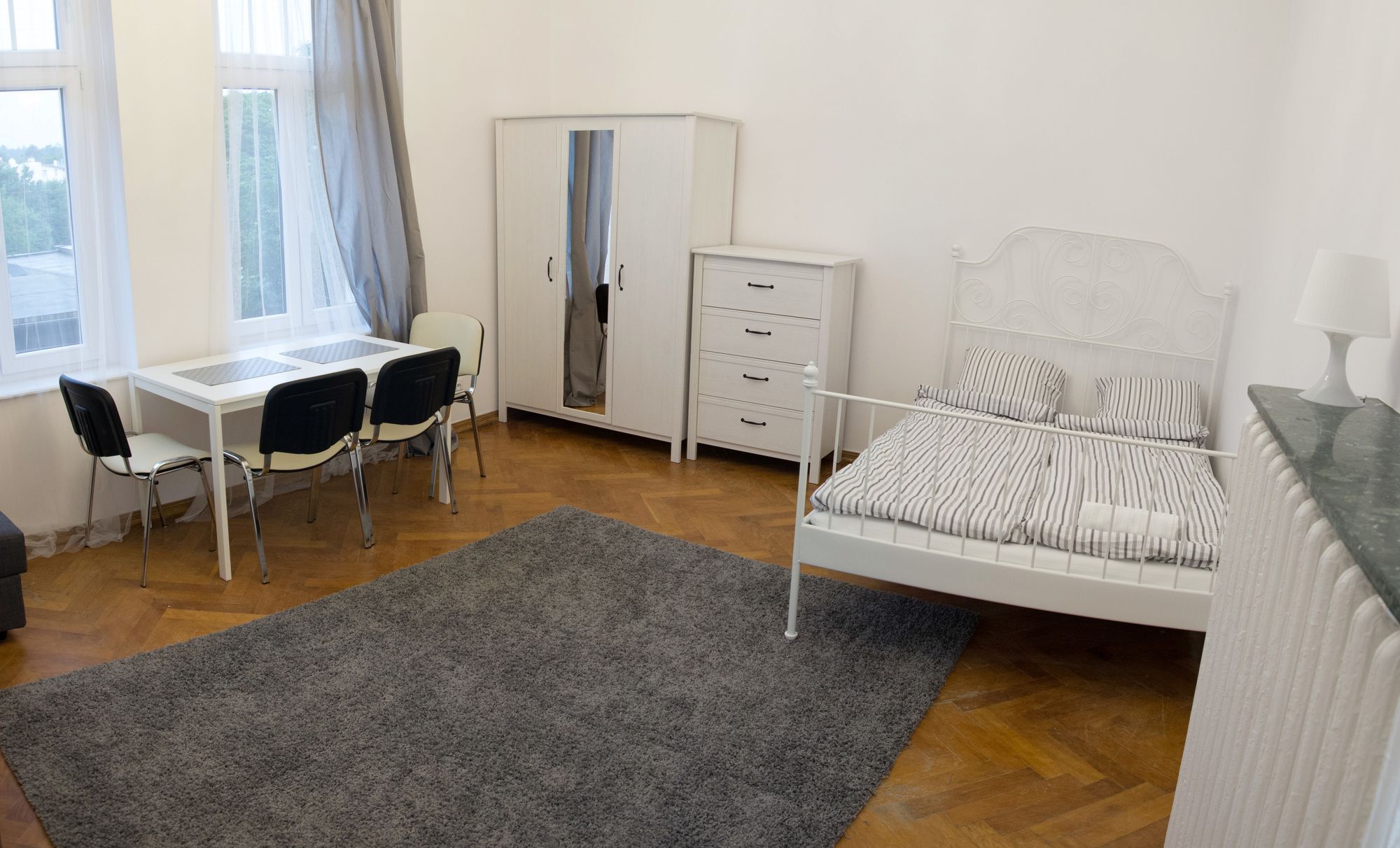 Rentapartments - Centrum Apartment