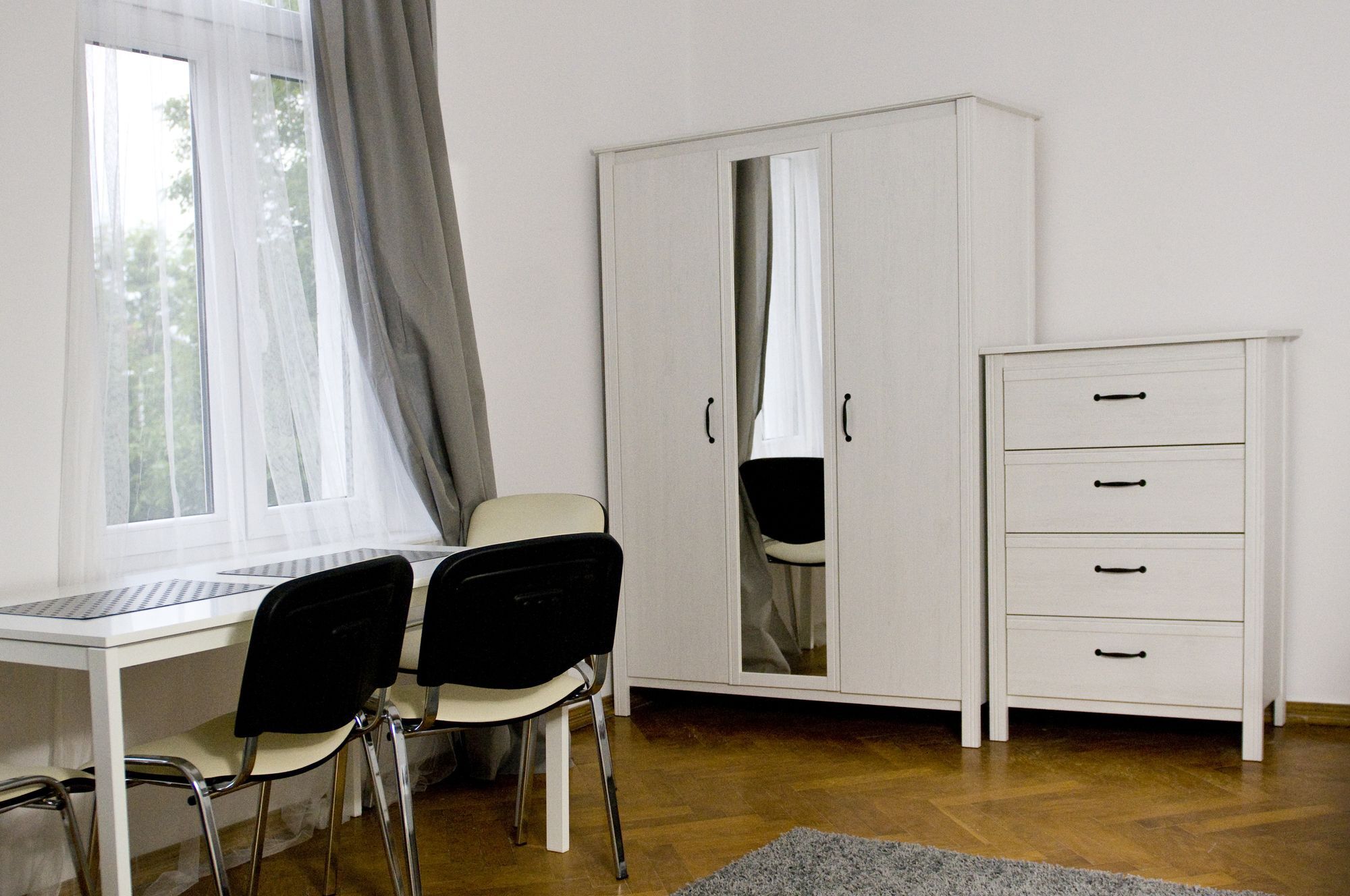 Rentapartments - Centrum Apartment *